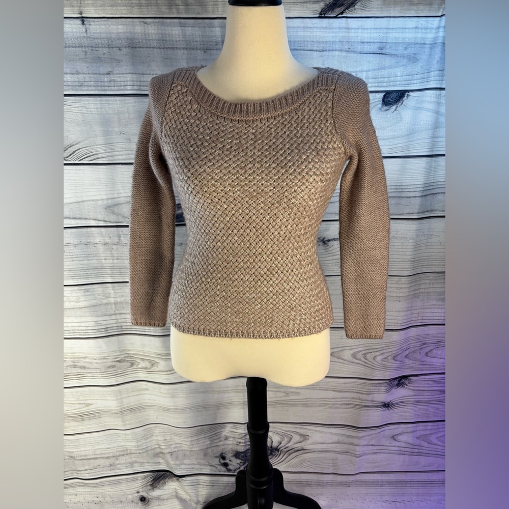 Banana Republic heritage Italian Yarn Women's Beige Crew Neck Sweater
